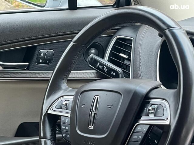 Серый Линкольн Nautilus, объемом двигателя 2 л и пробегом 61 тыс. км за 24990 $, фото 20 на Automoto.ua