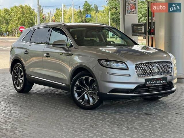 Серый Линкольн Nautilus, объемом двигателя 2 л и пробегом 44 тыс. км за 26999 $, фото 2 на Automoto.ua