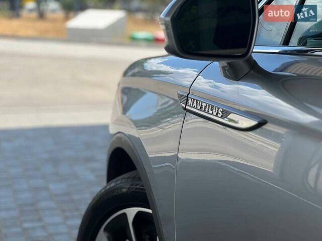 Серый Линкольн Nautilus, объемом двигателя 2 л и пробегом 44 тыс. км за 26999 $, фото 7 на Automoto.ua