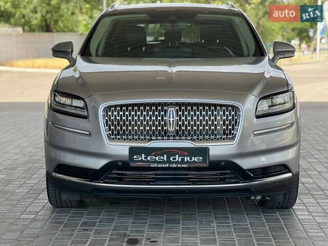 Серый Линкольн Nautilus, объемом двигателя 2 л и пробегом 44 тыс. км за 26999 $, фото 1 на Automoto.ua