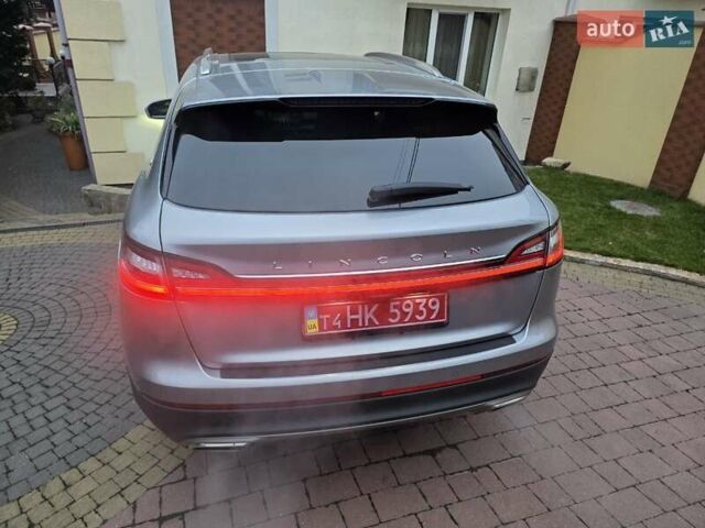 Сірий Лінкольн Nautilus, об'ємом двигуна 2 л та пробігом 21 тис. км за 35000 $, фото 11 на Automoto.ua