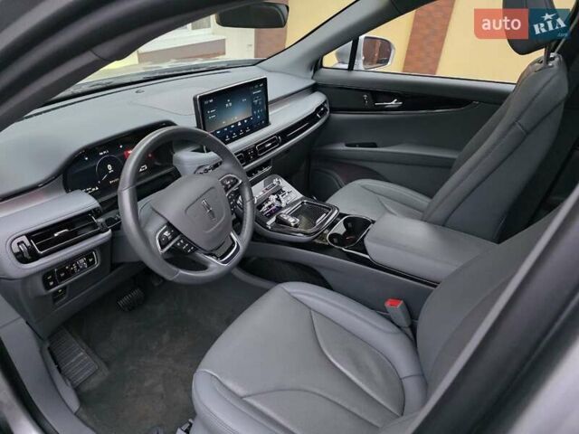 Сірий Лінкольн Nautilus, об'ємом двигуна 2 л та пробігом 21 тис. км за 35000 $, фото 3 на Automoto.ua