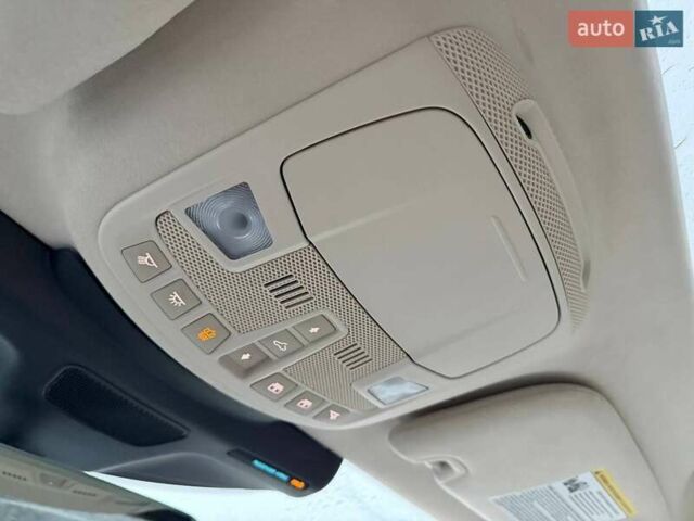 Серый Линкольн Nautilus, объемом двигателя 2.69 л и пробегом 19 тыс. км за 40800 $, фото 82 на Automoto.ua