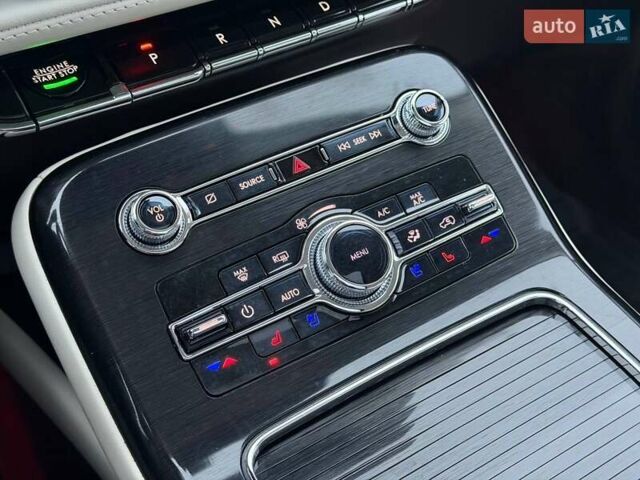 Серый Линкольн Nautilus, объемом двигателя 2.69 л и пробегом 19 тыс. км за 40800 $, фото 71 на Automoto.ua