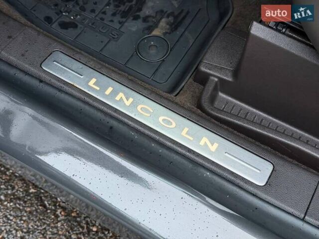 Серый Линкольн Nautilus, объемом двигателя 2.69 л и пробегом 19 тыс. км за 40800 $, фото 47 на Automoto.ua