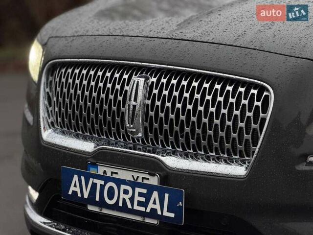 Серый Линкольн Nautilus, объемом двигателя 2.69 л и пробегом 19 тыс. км за 40800 $, фото 7 на Automoto.ua