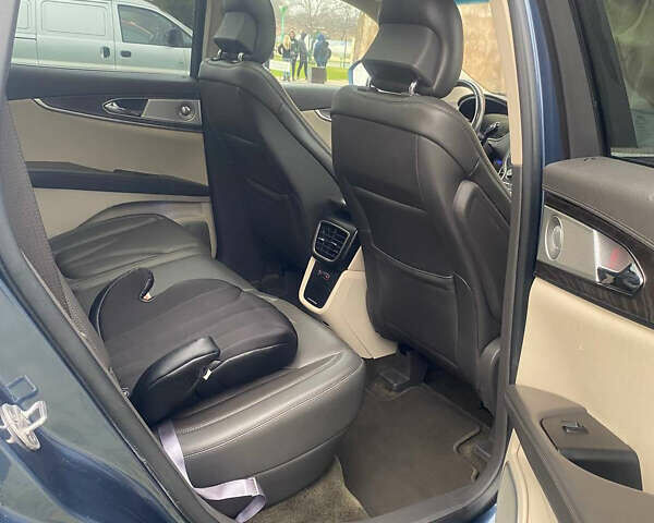 Линкольн Nautilus 2019 в Одессе на Automoto.ua Синий Линкольн Nautilus, объемом двигателя 2.69 л и пробегом 72 тыс. км за 21700 $, фото 25 на Automoto.ua