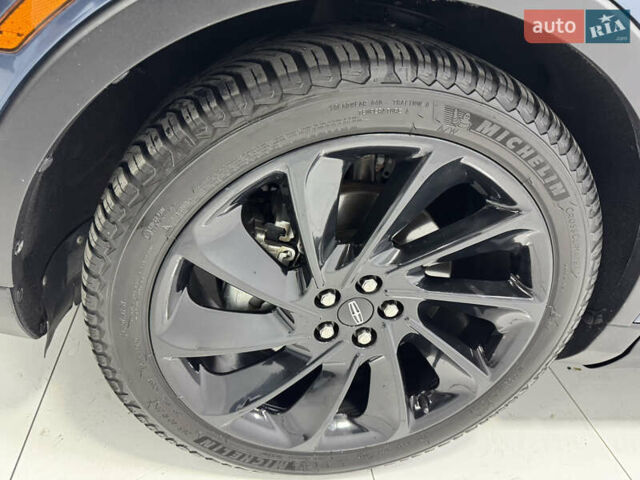 Синий Линкольн Nautilus, объемом двигателя 2.69 л и пробегом 72 тыс. км за 22999 $, фото 51 на Automoto.ua