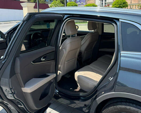 Синий Линкольн Nautilus, объемом двигателя 2 л и пробегом 30 тыс. км за 27300 $, фото 15 на Automoto.ua