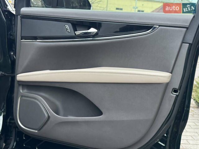 Зелений Лінкольн Nautilus, об'ємом двигуна 2 л та пробігом 106 тис. км за 26700 $, фото 33 на Automoto.ua