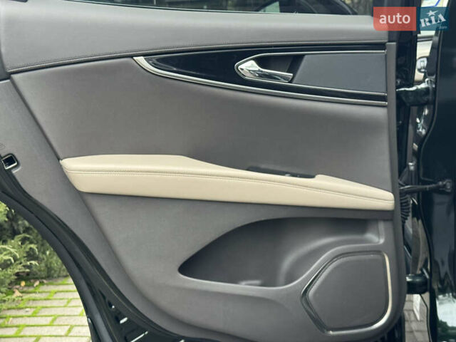 Зелений Лінкольн Nautilus, об'ємом двигуна 2 л та пробігом 106 тис. км за 26700 $, фото 27 на Automoto.ua