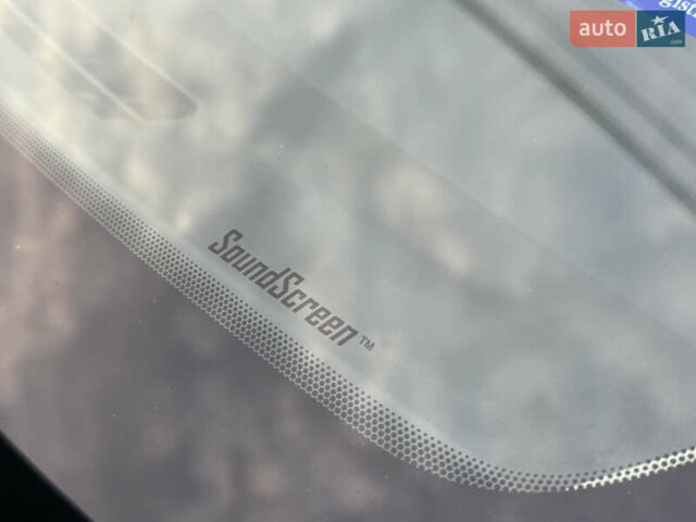 Зелений Лінкольн Nautilus, об'ємом двигуна 2 л та пробігом 106 тис. км за 26700 $, фото 18 на Automoto.ua