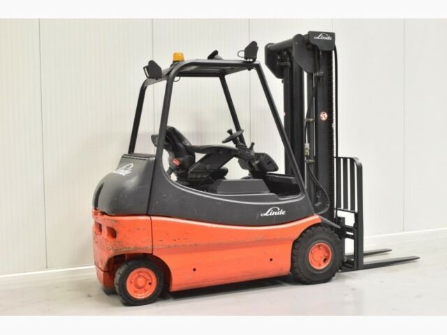 Лінде Другая, об'ємом двигуна 0 л та пробігом 0 тис. км за 8624 $, фото 1 на Automoto.ua