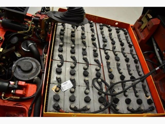 Лінде Другая, об'ємом двигуна 0 л та пробігом 0 тис. км за 8624 $, фото 7 на Automoto.ua