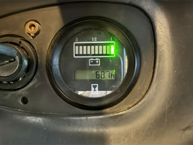 Лінде Другая, об'ємом двигуна 0 л та пробігом 0 тис. км за 8408 $, фото 1 на Automoto.ua