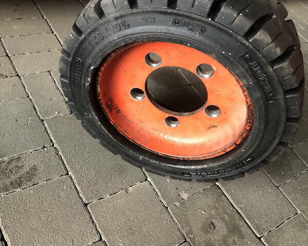 Червоний Лінде H30Т, об'ємом двигуна 2 л та пробігом 15 тис. км за 11000 $, фото 1 на Automoto.ua