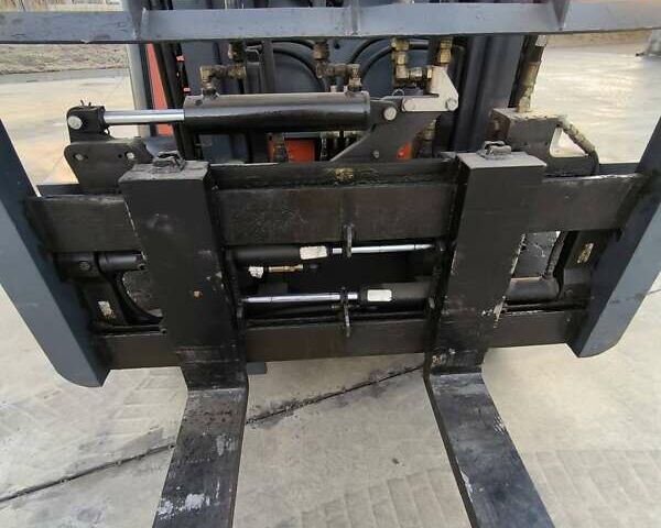 Червоний Лінде H 25D, об'ємом двигуна 1.9 л та пробігом 7 тис. км за 14939 $, фото 14 на Automoto.ua