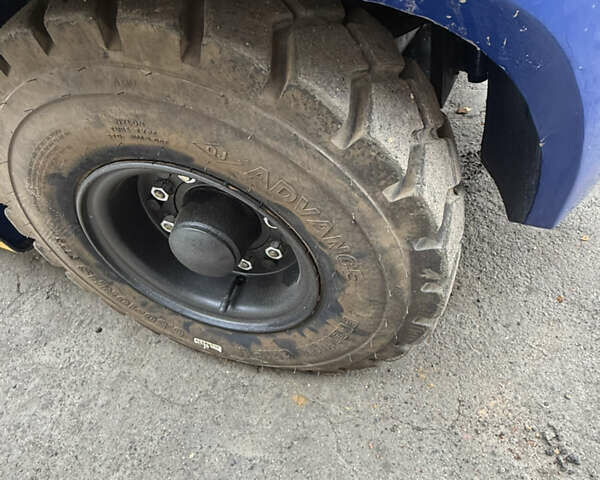 Жовтий ЛіуГонг ЦПЦД, об'ємом двигуна 0 л та пробігом 3 тис. км за 8000 $, фото 4 на Automoto.ua