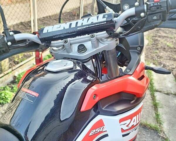 Красный Лонкин 250CC, объемом двигателя 0 л и пробегом 2 тыс. км за 1850 $, фото 2 на Automoto.ua