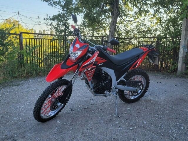 Красный Лонкин 3302, объемом двигателя 0.2 л и пробегом 0 тыс. км за 1600 $, фото 2 на Automoto.ua