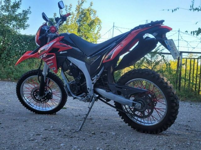 Красный Лонкин 3302, объемом двигателя 0.2 л и пробегом 0 тыс. км за 1600 $, фото 5 на Automoto.ua