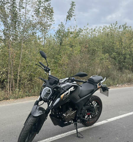 Черный Лонкин LX250-15 CR4, объемом двигателя 0.25 л и пробегом 4 тыс. км за 1950 $, фото 1 на Automoto.ua