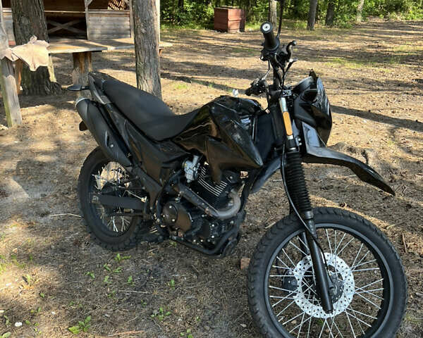 Лонкин LX 200-GY3 2023 в Ратно на Automoto.ua Черный Лонкин LX 200-GY3, объемом двигателя 0.2 л и пробегом 9 тыс. км за 1050 $, фото 3 на Automoto.ua