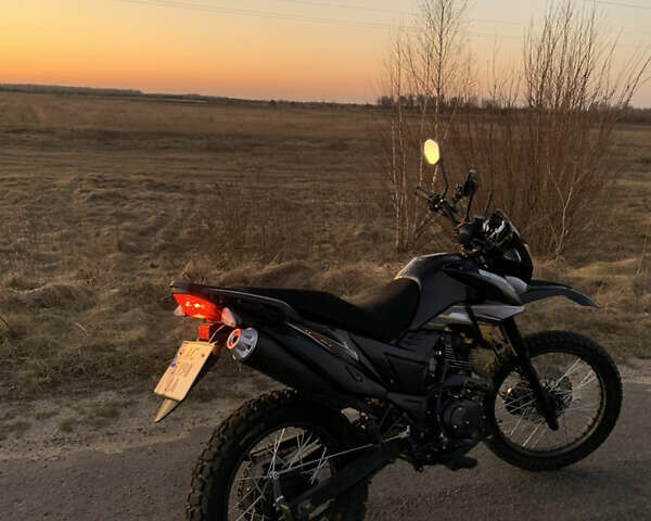 Лонкин LX 200-GY3 2023 в Ратно на Automoto.ua Черный Лонкин LX 200-GY3, объемом двигателя 0.2 л и пробегом 9 тыс. км за 1050 $, фото 5 на Automoto.ua
