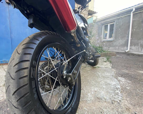Чорний Лонкін LX 200-GY3, об'ємом двигуна 0.15 л та пробігом 8 тис. км за 1200 $, фото 1 на Automoto.ua
