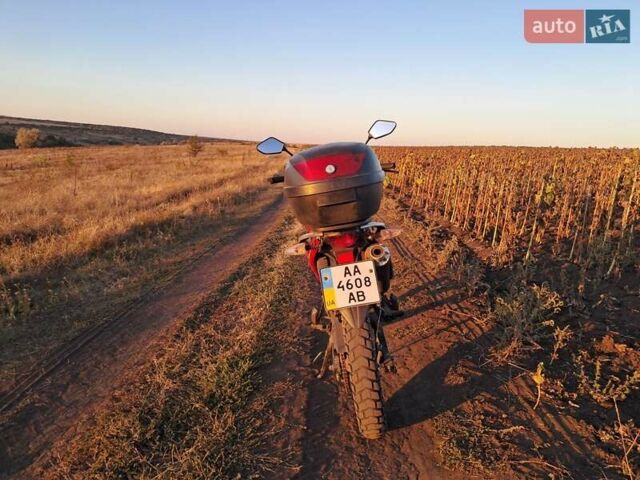 Лонкин LX 200-GY3 2014 в Изюме на Automoto.ua Лонкин LX 200-GY3, объемом двигателя 0.2 л и пробегом 16 тыс. км за 750 $, фото 1 на Automoto.ua