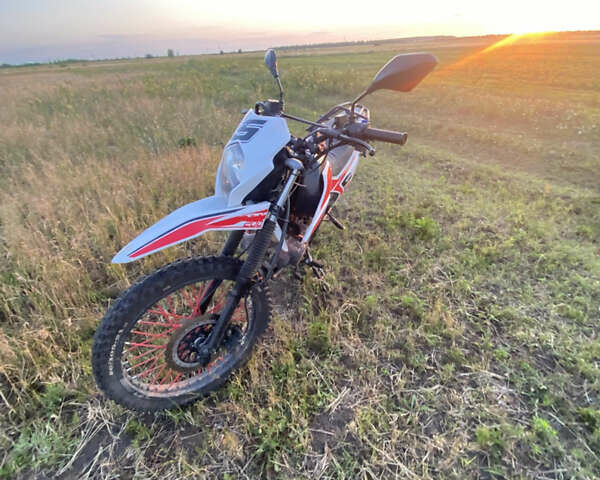 Червоний Лонкін LX 200GY-8 SX1, об'ємом двигуна 0.2 л та пробігом 7 тис. км за 1000 $, фото 6 на Automoto.ua