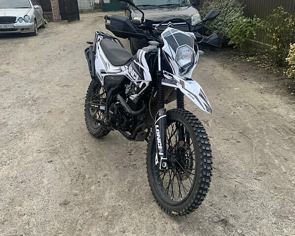 Лонкин LX 200GY-8 SX1, объемом двигателя 0.2 л и пробегом 3 тыс. км за 1300 $, фото 1 на Automoto.ua
