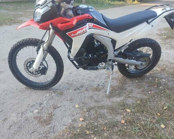Лонкин LX 250-12C, объемом двигателя 0.25 л и пробегом 11 тыс. км за 1700 $, фото 1 на Automoto.ua