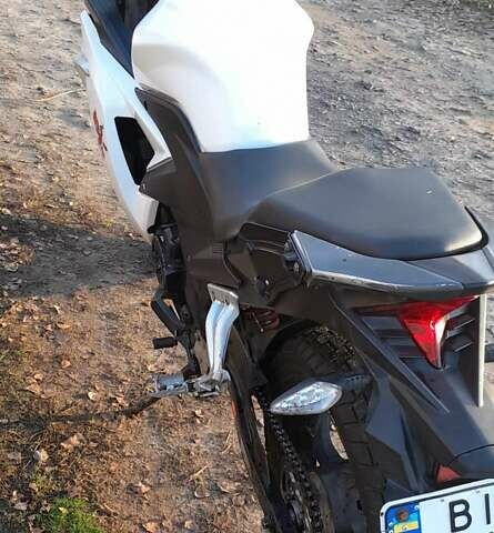 Белый Лонкин LX 250GS-2A, объемом двигателя 0.22 л и пробегом 33 тыс. км за 896 $, фото 5 на Automoto.ua