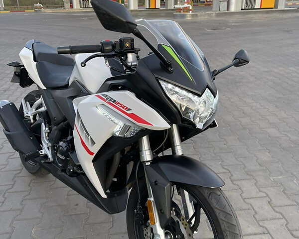 Білий Лонкін LX 250GS-2A, об'ємом двигуна 0.25 л та пробігом 3 тис. км за 1400 $, фото 2 на Automoto.ua