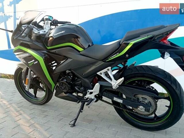 Черный Лонкин LX 250GS-2A, объемом двигателя 0.25 л и пробегом 13 тыс. км за 1300 $, фото 2 на Automoto.ua