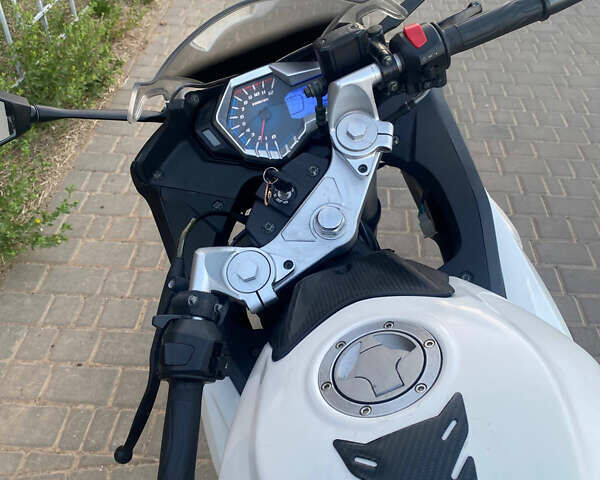 Лонкин LX 250GS-2A, объемом двигателя 0.25 л и пробегом 4 тыс. км за 1500 $, фото 3 на Automoto.ua