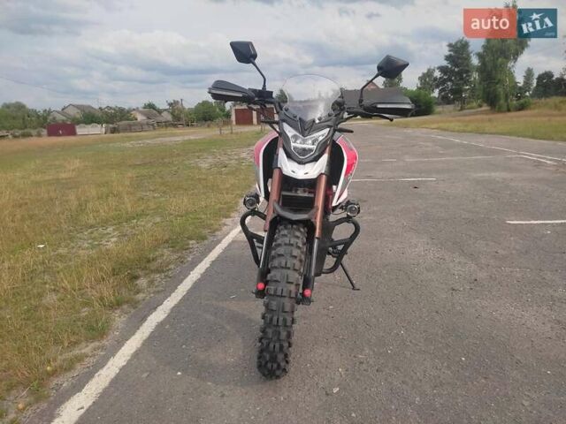 Білий Лонкін LX 250GY-3, об'ємом двигуна 0 л та пробігом 2 тис. км за 1376 $, фото 1 на Automoto.ua