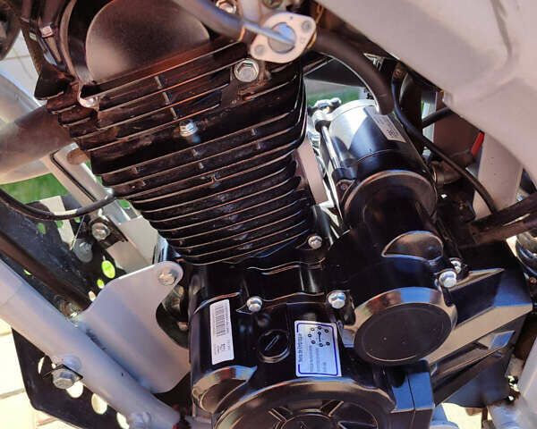 Черный Лонкин LX 250GY-3, объемом двигателя 0 л и пробегом 3 тыс. км за 1950 $, фото 5 на Automoto.ua