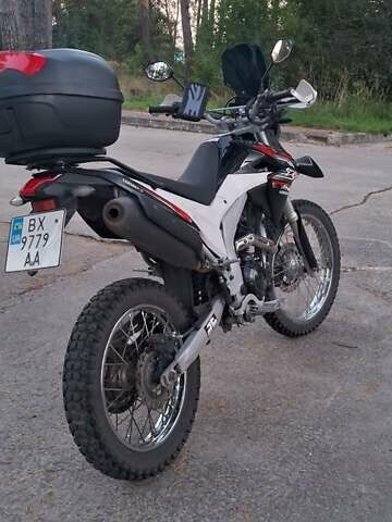 Чорний Лонкін LX 250GY-3, об'ємом двигуна 0.25 л та пробігом 22 тис. км за 1450 $, фото 3 на Automoto.ua