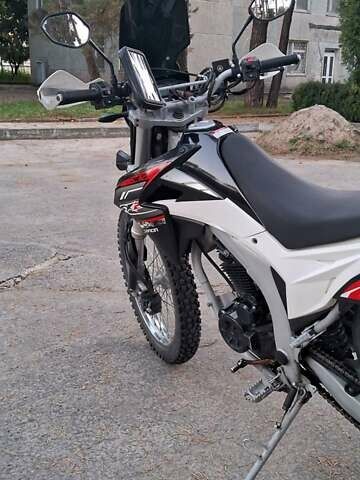Чорний Лонкін LX 250GY-3, об'ємом двигуна 0.25 л та пробігом 22 тис. км за 1450 $, фото 4 на Automoto.ua