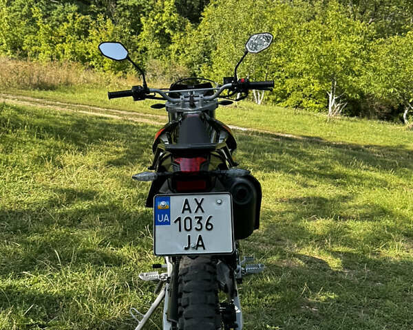 Черный Лонкин LX 250GY-3, объемом двигателя 0.25 л и пробегом 9 тыс. км за 1800 $, фото 6 на Automoto.ua