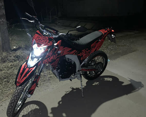 Червоний Лонкін LX 250GY-3, об'ємом двигуна 0.22 л та пробігом 17 тис. км за 1650 $, фото 4 на Automoto.ua