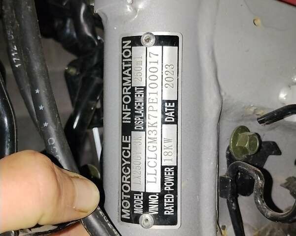 Красный Лонкин LX 250GY-3, объемом двигателя 0.25 л и пробегом 5 тыс. км за 1000 $, фото 8 на Automoto.ua