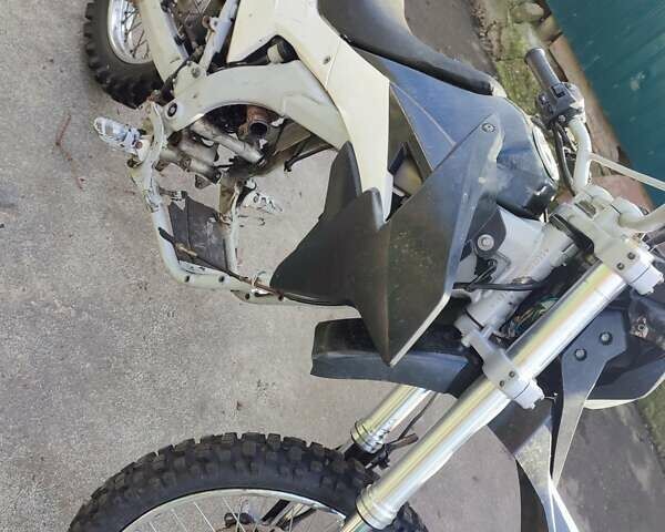 Лонкин LX 250GY-3, объемом двигателя 0 л и пробегом 500 тыс. км за 500 $, фото 4 на Automoto.ua