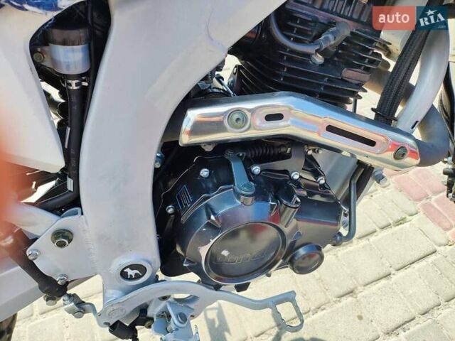 Лонкин LX 250GY-3, объемом двигателя 0 л и пробегом 9 тыс. км за 1600 $, фото 4 на Automoto.ua