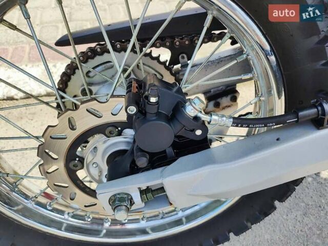 Лонкин LX 250GY-3, объемом двигателя 0 л и пробегом 3 тыс. км за 2100 $, фото 7 на Automoto.ua