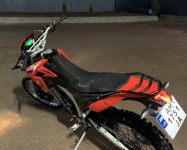 Лонкин LX 250GY-3, объемом двигателя 0.25 л и пробегом 20 тыс. км за 1500 $, фото 5 на Automoto.ua