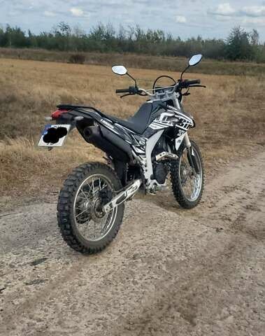 Чорний Лонкін LX 250GY-3G, об'ємом двигуна 0.2 л та пробігом 5 тис. км за 1700 $, фото 3 на Automoto.ua