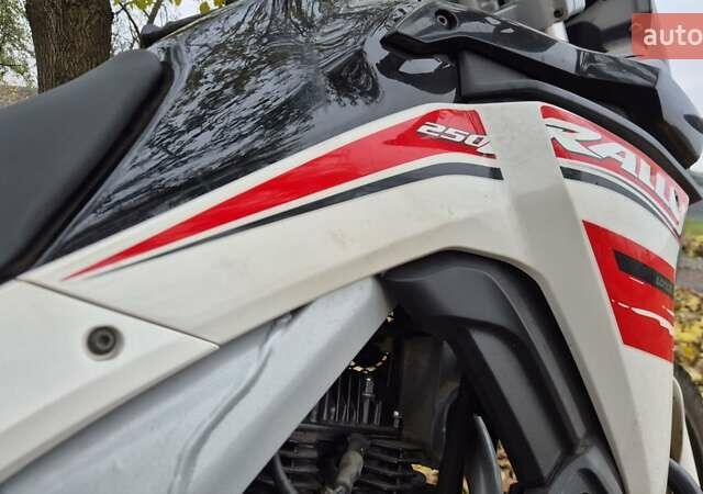 Лонкин LX 250GY-3G 2020 в Кагарлыке на Automoto.ua Черный Лонкин LX 250GY-3G, объемом двигателя 0.22 л и пробегом 4 тыс. км за 1750 $, фото 22 на Automoto.ua